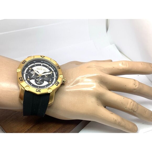 Invicta Men's Watch 45741 Pro Diver Quartz Gold Black Rubber Strap 50mm - Picture 5 of 15